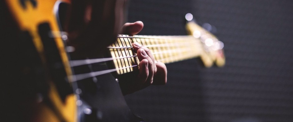 Aprende a tocar la Guitarra (Formato &Iacute;ndice)